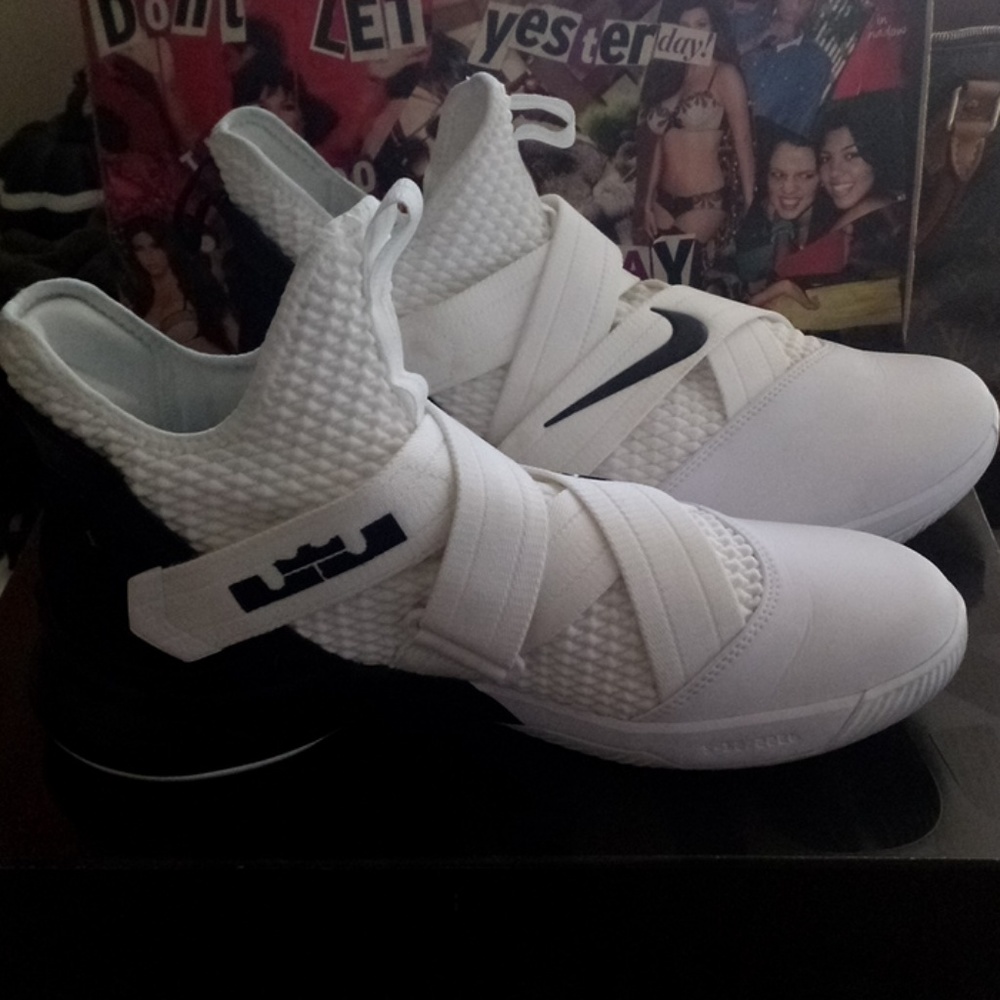 LeBron soldier Xll